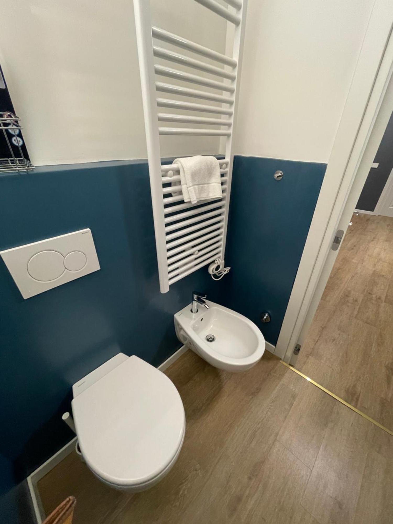 Isvi Bari Comfort Rooms Kültér fotó