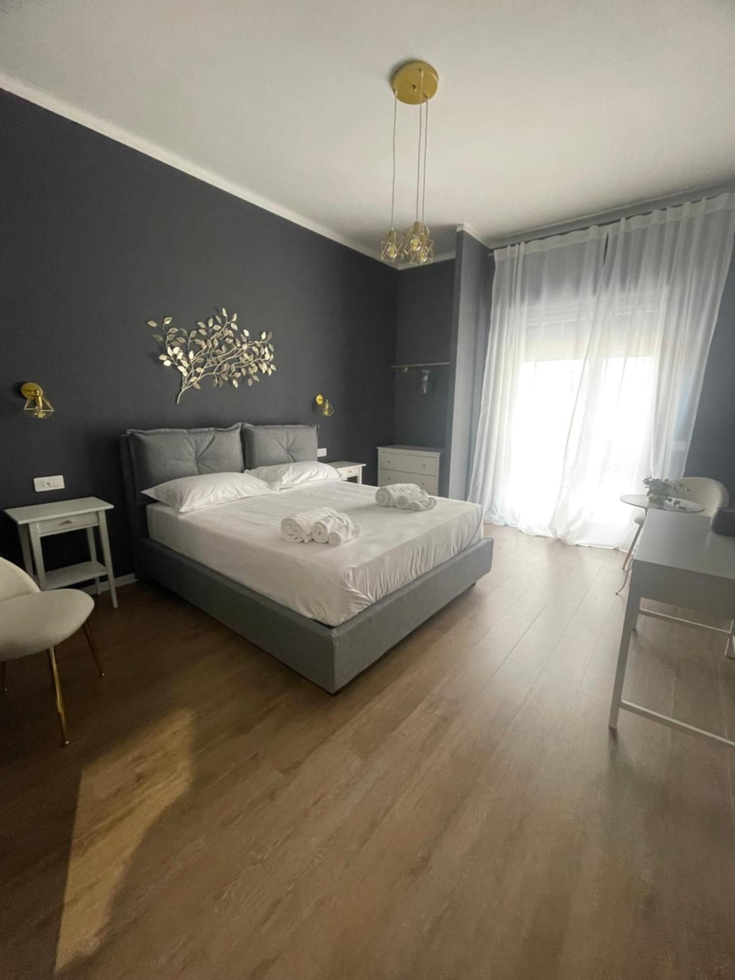 Isvi Bari Comfort Rooms Kültér fotó