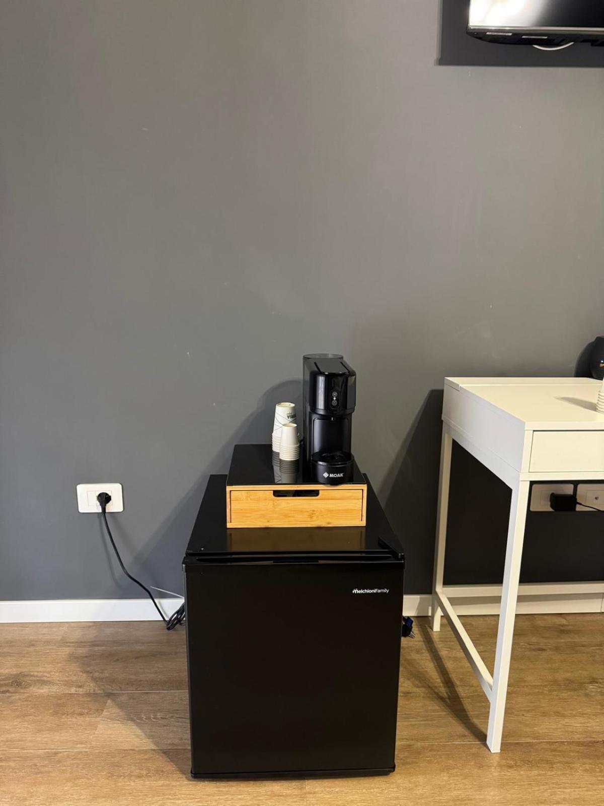 Isvi Bari Comfort Rooms Kültér fotó